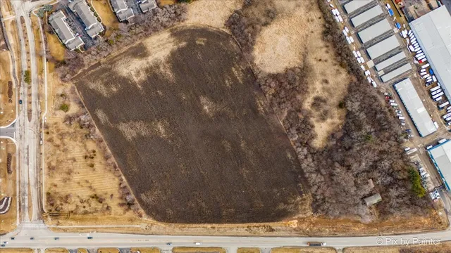 a view of a backyard of the house