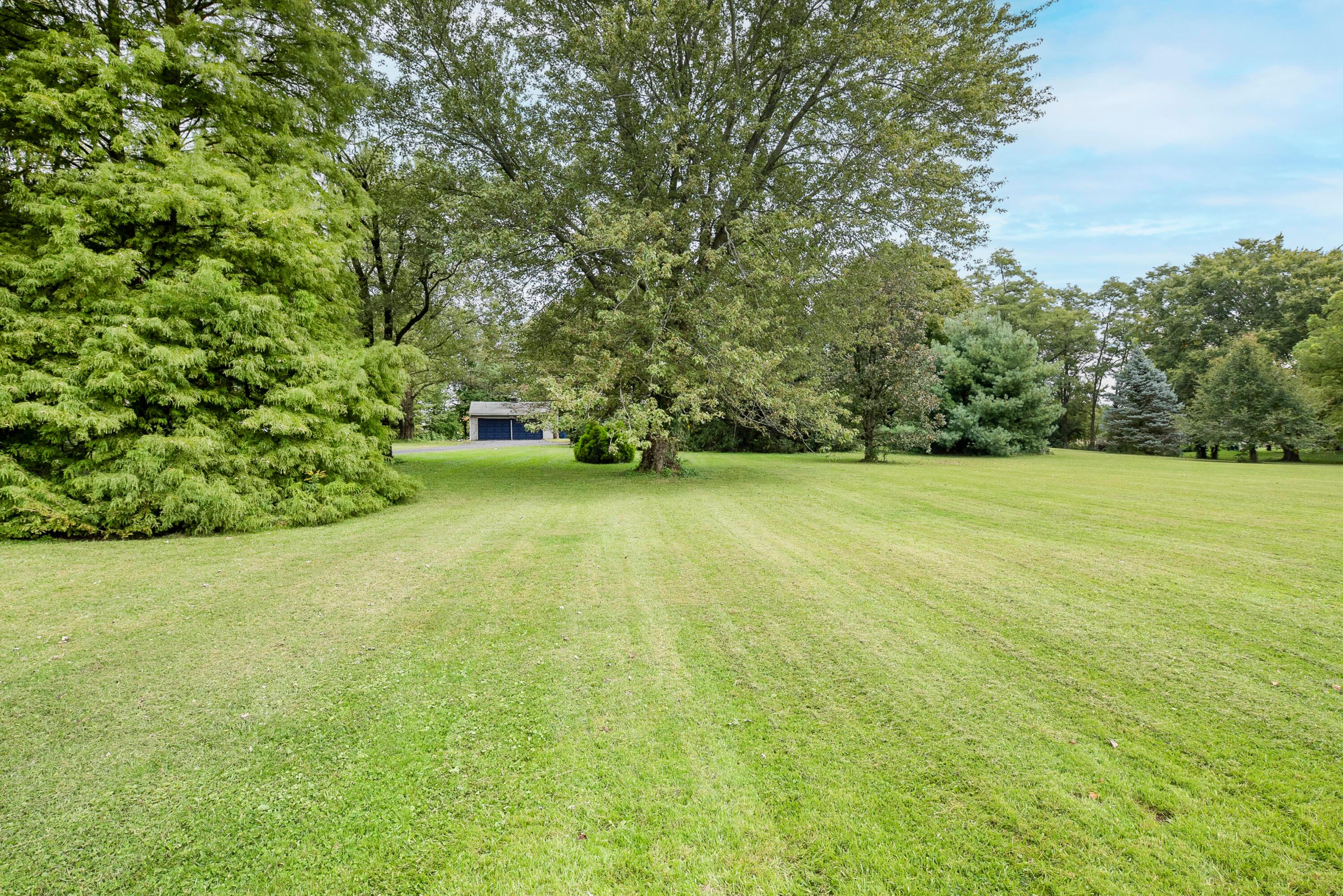 9180 Wesleyan Church Road Southwest Pataskala, OH 43062 - Photo 21 of 46 Yard