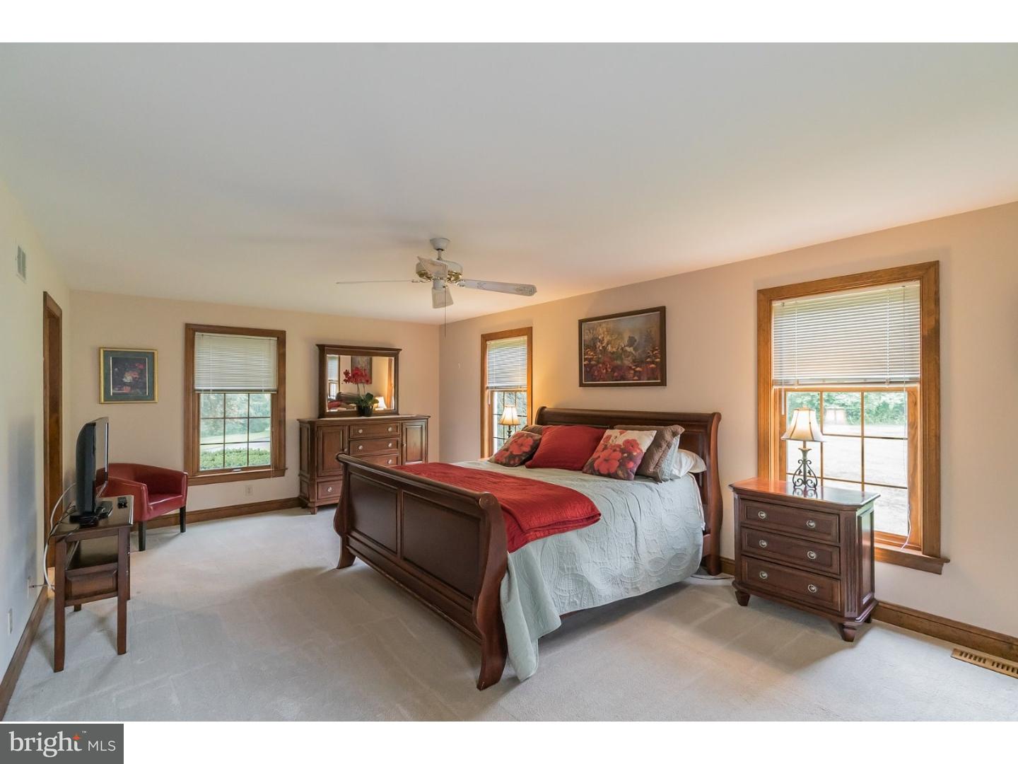 165 Fretz Road Telford, PA 18969 - Photo 12 of 24