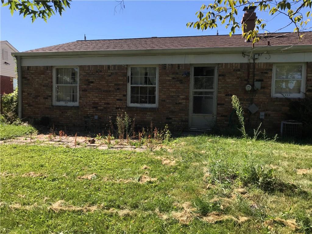 7814 Gilmore Road Indianapolis, IN 46219 - Photo 2 of 13 Gallery Image 2