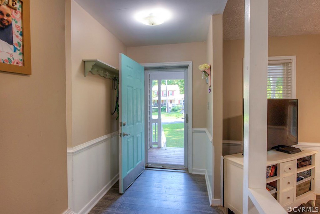 13313 Little Horn Ridge Midlothian, VA 23112 - Photo 8 of 38 Gallery Image 8