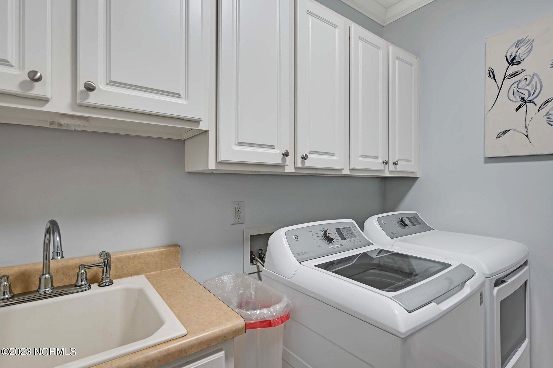 3021 Alton Phillips Road Kinston, NC 28504 - Photo 25 of 70 Laundry Room