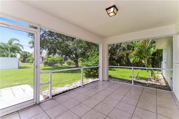 $2,005 | 406 Southeast 8th Street, Cape Coral, FL 33990
