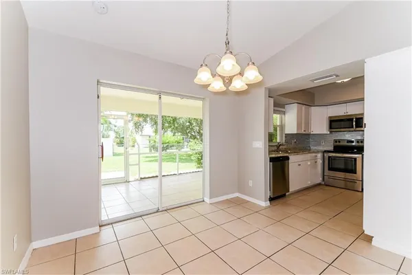 $2,005 | 406 Southeast 8th Street, Cape Coral, FL 33990