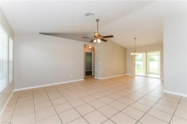$2,005 | 406 Southeast 8th Street, Cape Coral, FL 33990
