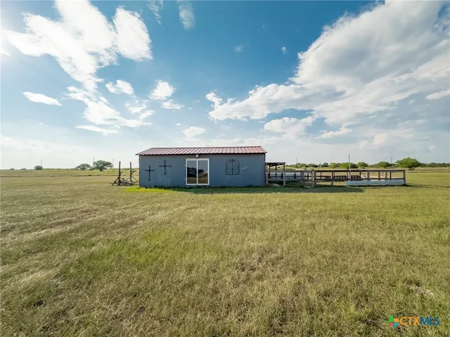 a picture of a building