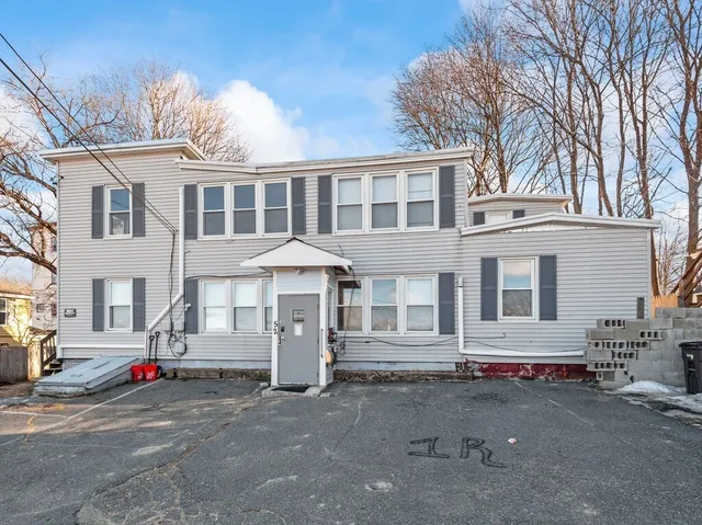 $1,600 | 52 Moran Street, Unit 2L, Gardner, MA 01440