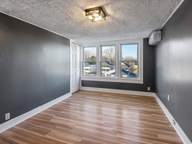 $1,600 | 52 Moran Street, Unit 2L, Gardner, MA 01440