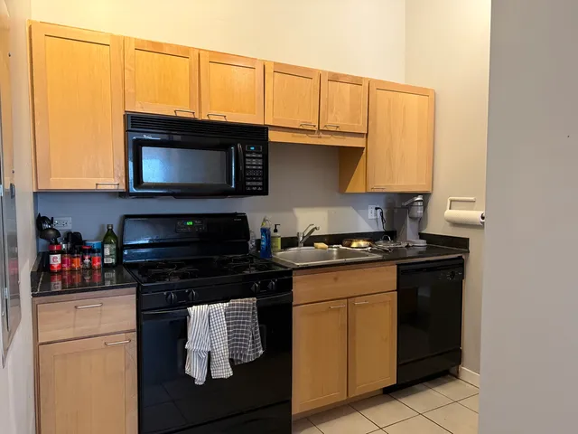 $209,999 | 20 North State Street, Unit 801, Chicago, IL 60602