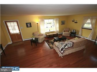 27 Barren Road Newtown Square, PA 19073 - Photo 11 of 12