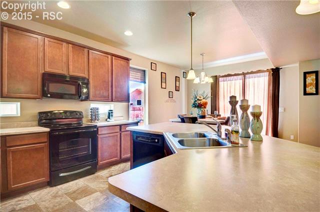 2174 Reed Grass Way Colorado Springs, CO 80915 - Photo 8 of 27