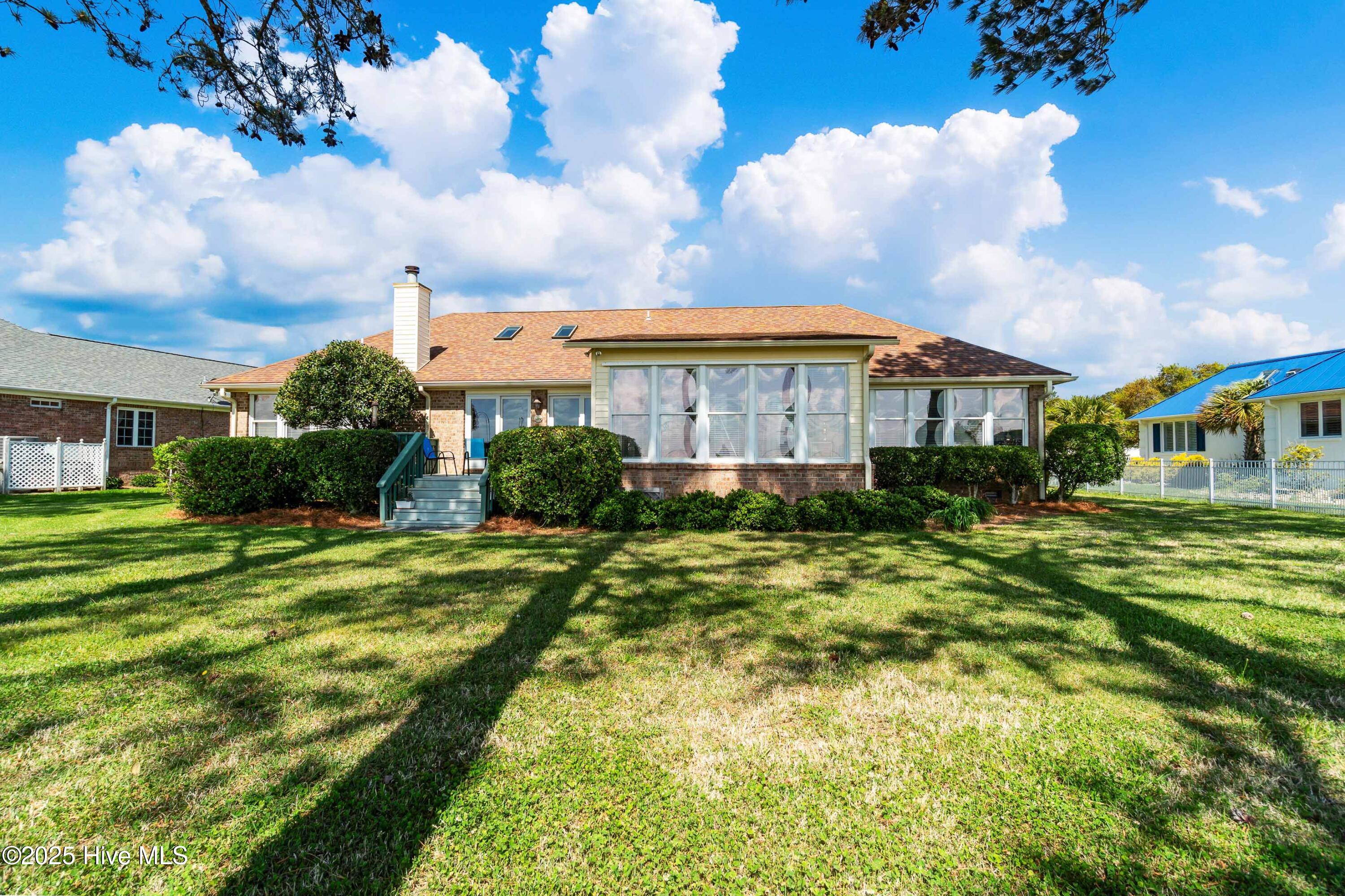 6042 Dolphin Road Oriental, NC 28571 - Photo 38 of 40 038_Exterior Back