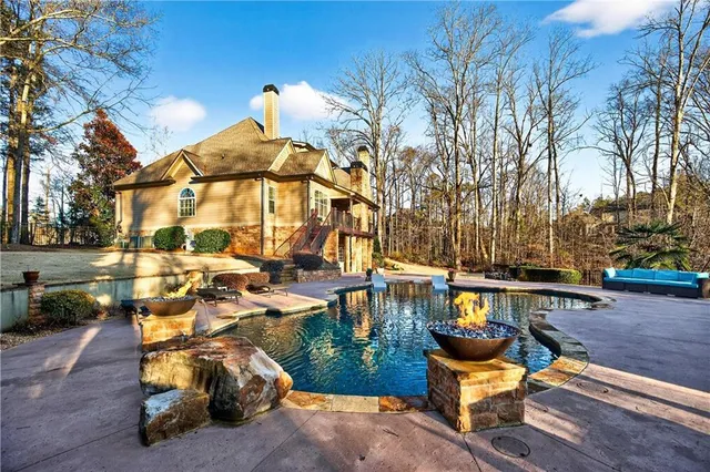 $1,732,000 | 18 Willow Place, Newnan, GA 30265