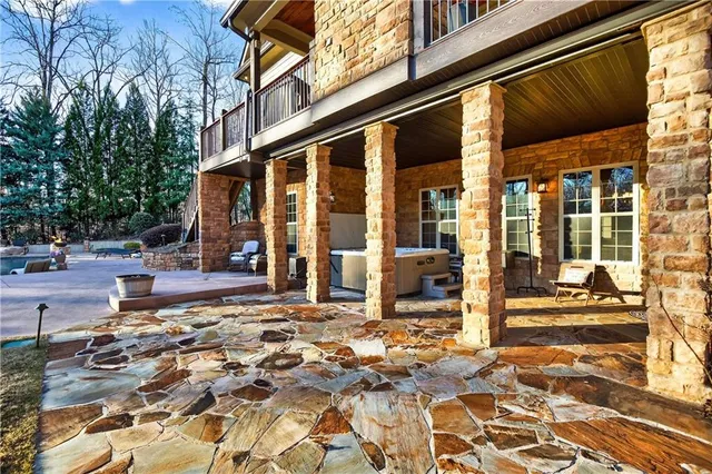 $1,732,000 | 18 Willow Place, Newnan, GA 30265