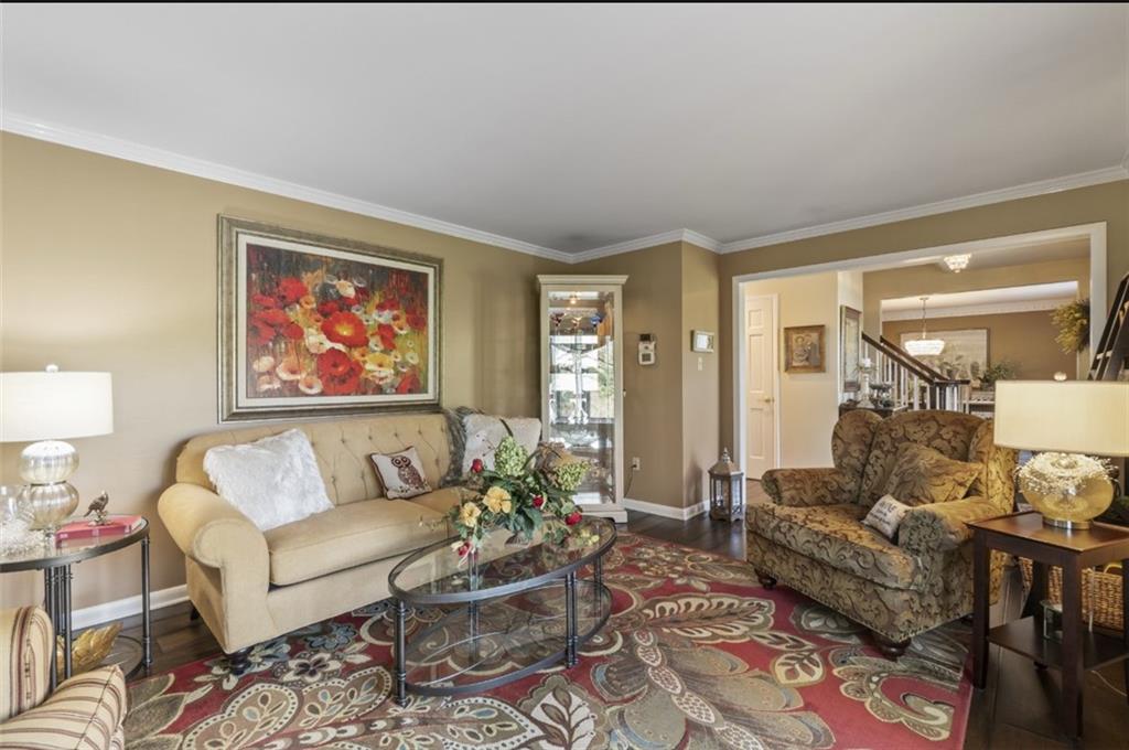 1573 Wilson Road Pittsburgh, PA 15236 - Photo 14 of 29 Gallery Image 14