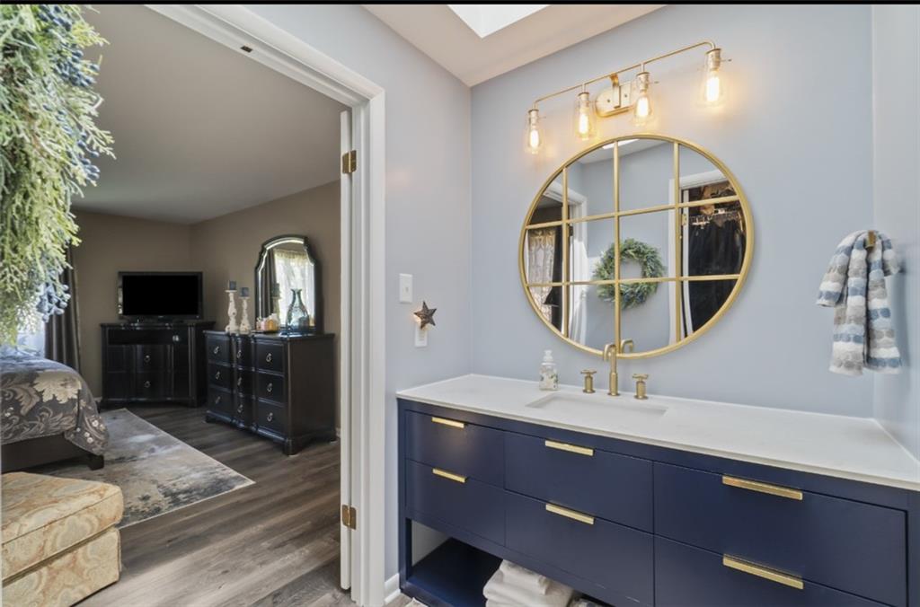 1573 Wilson Road Pittsburgh, PA 15236 - Photo 17 of 29 Gallery Image 17