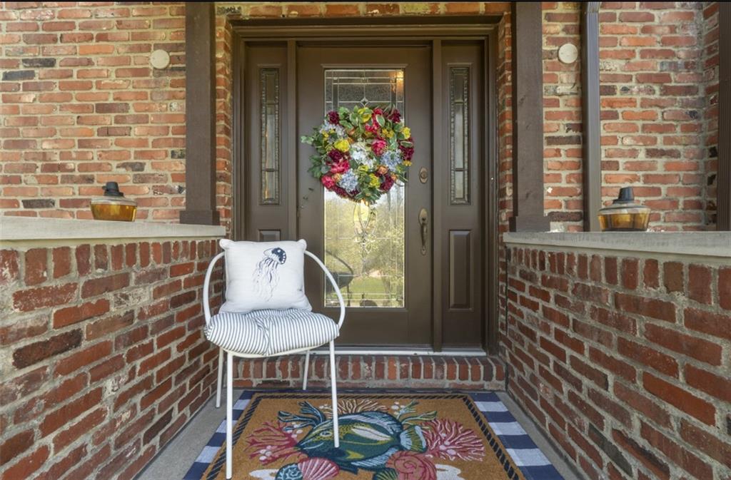 1573 Wilson Road Pittsburgh, PA 15236 - Photo 2 of 29 Gallery Image 2