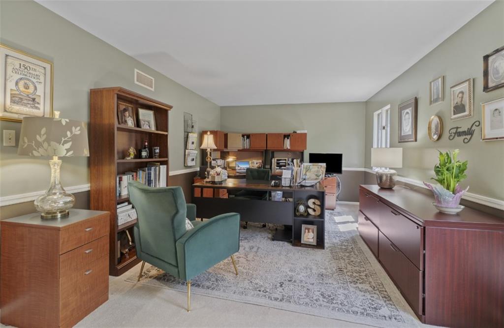 1573 Wilson Road Pittsburgh, PA 15236 - Photo 27 of 29 Gallery Image 27