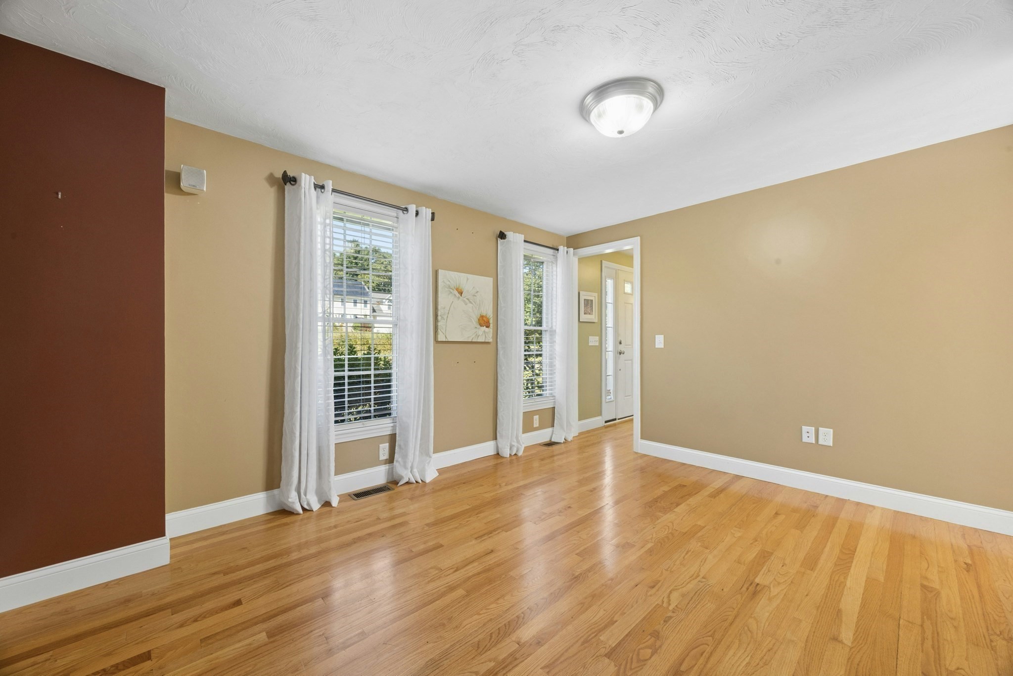 9 Cameron Drive Rutland, MA 01543 - Photo 10 of 33 Gallery Image 10