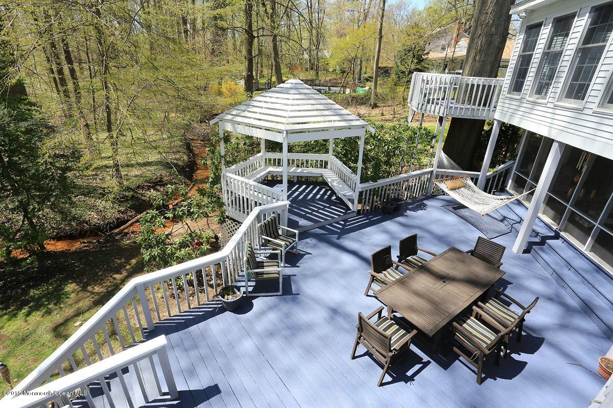 19 Tall Timber Road Middletown, NJ 07748 - Photo 12 of 34 deck2_1200
