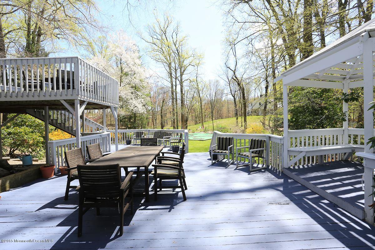 19 Tall Timber Road Middletown, NJ 07748 - Photo 13 of 34 deck3_1200