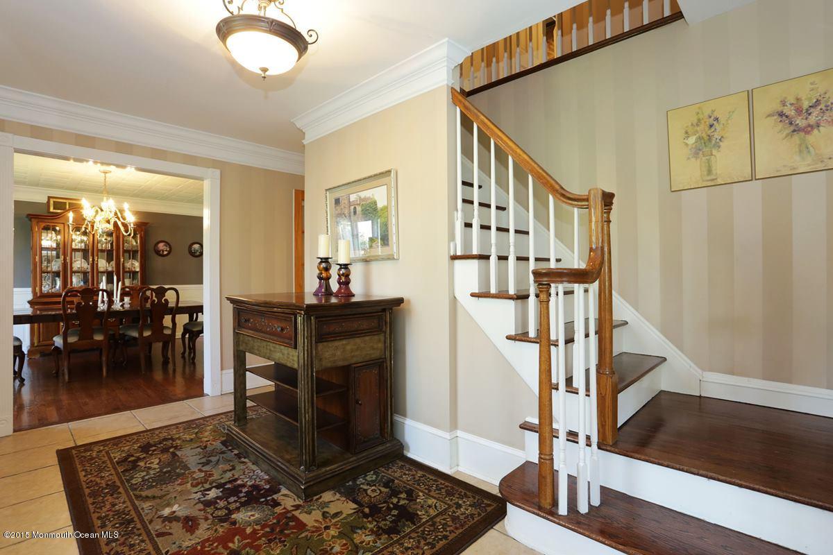 19 Tall Timber Road Middletown, NJ 07748 - Photo 24 of 34 foyer1_1200