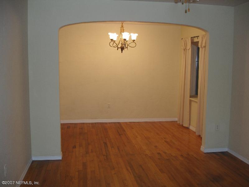 4659 Timuquana Road Jacksonville, FL 32210 - Photo 3 of 5 Dining room