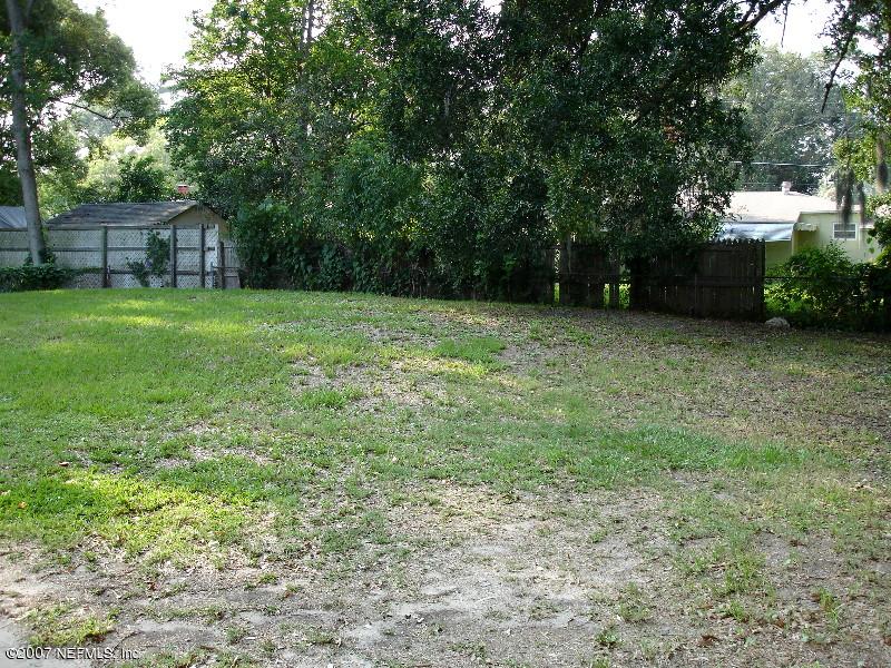4659 Timuquana Road Jacksonville, FL 32210 - Photo 4 of 5 Back yard