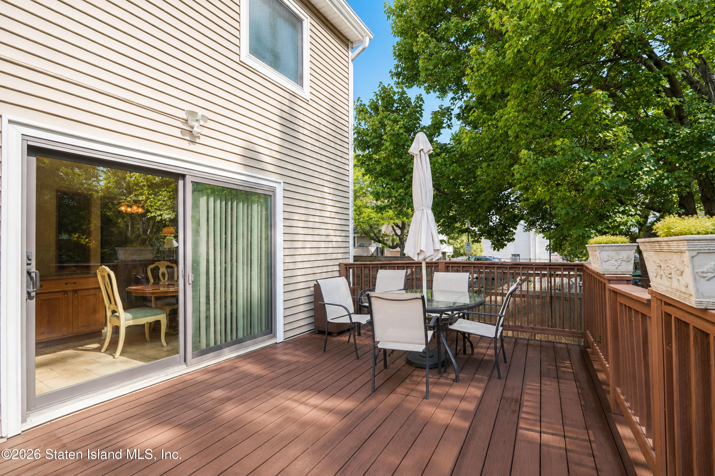 5 Redwood Loop Staten Island, NY 10309 - Photo 24 of 33 23