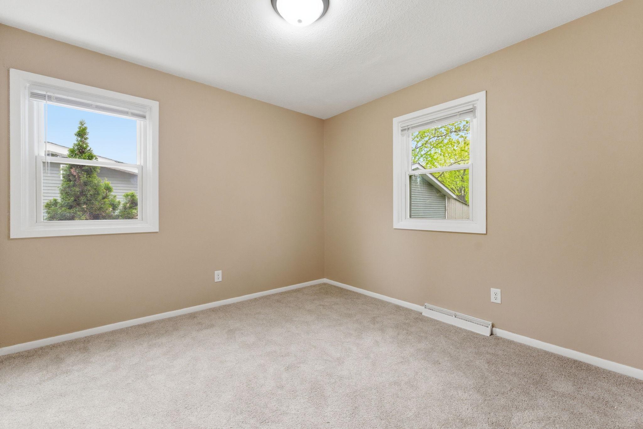 900 Green Street Hudson, WI 54016 - Photo 22 of 39