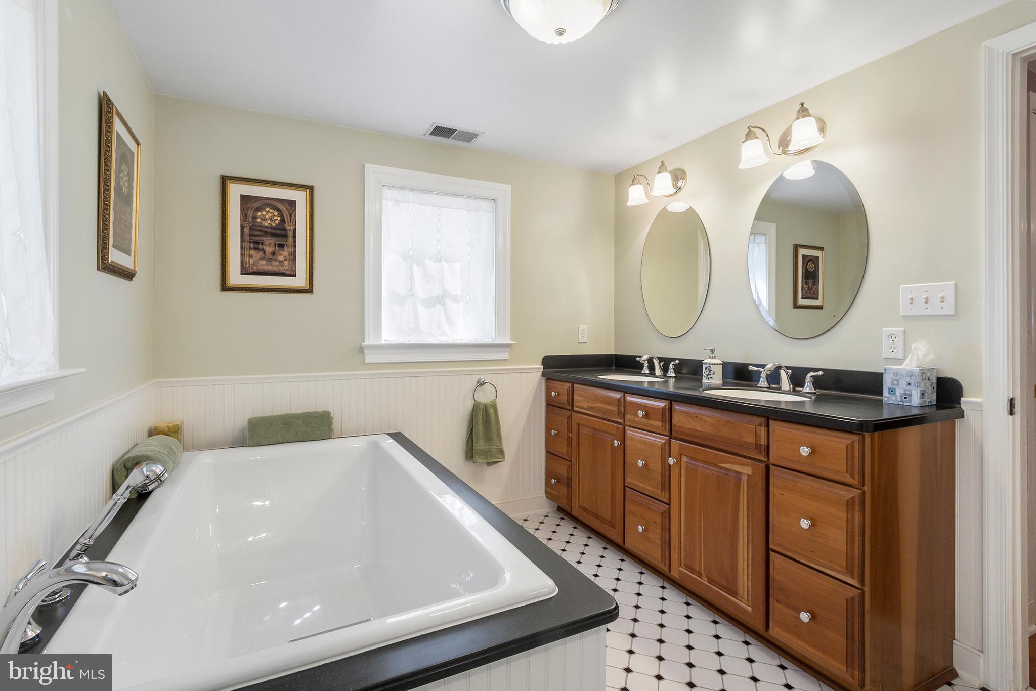 318 Chester Road Devon, PA 19333 - Photo 18 of 22