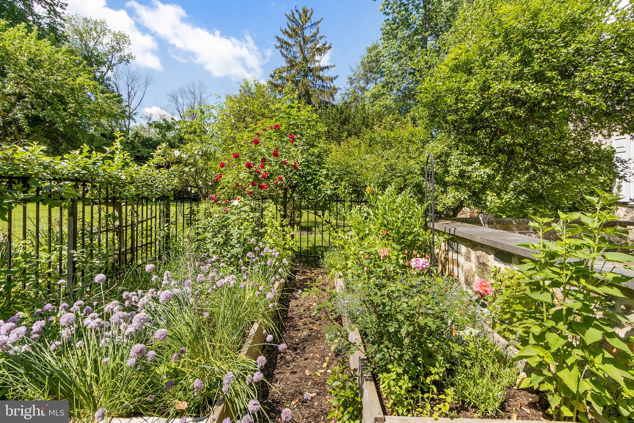 318 Chester Road Devon, PA 19333 - Photo 21 of 22