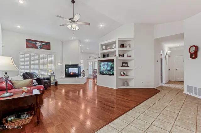 $349,900 | 216 Dream Spirit Drive, Santa Teresa, NM 88008