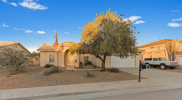 $349,900 | 216 Dream Spirit Drive, Santa Teresa, NM 88008