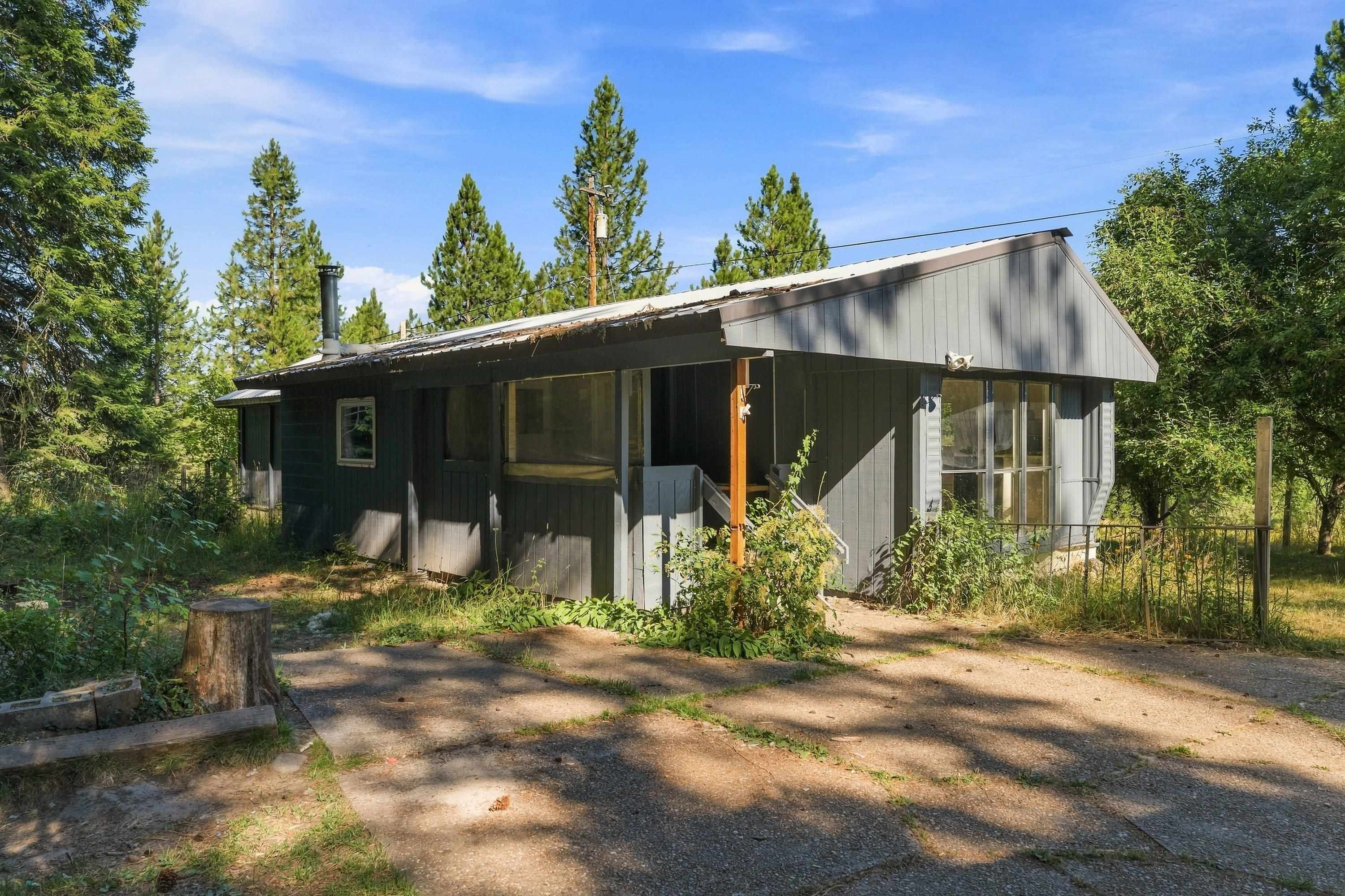 2132 Nicholson Road Elk, WA 99009 - Photo 4 of 48 Gallery Image 4