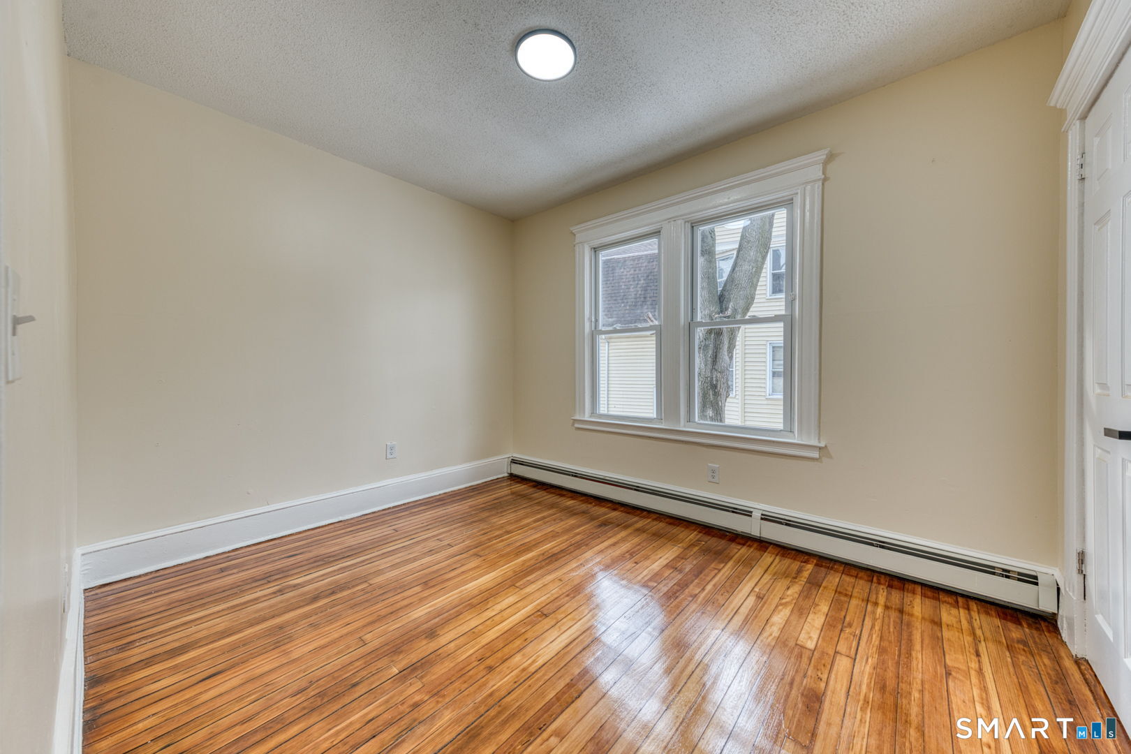 73 Cabot Street Hartford, CT 06112 - Photo 15 of 34