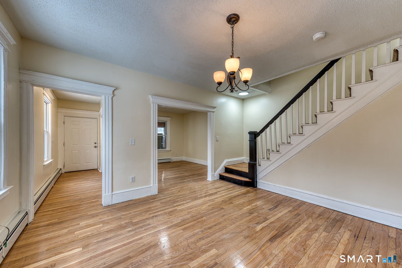 73 Cabot Street Hartford, CT 06112 - Photo 22 of 34 dining / living room unit 75