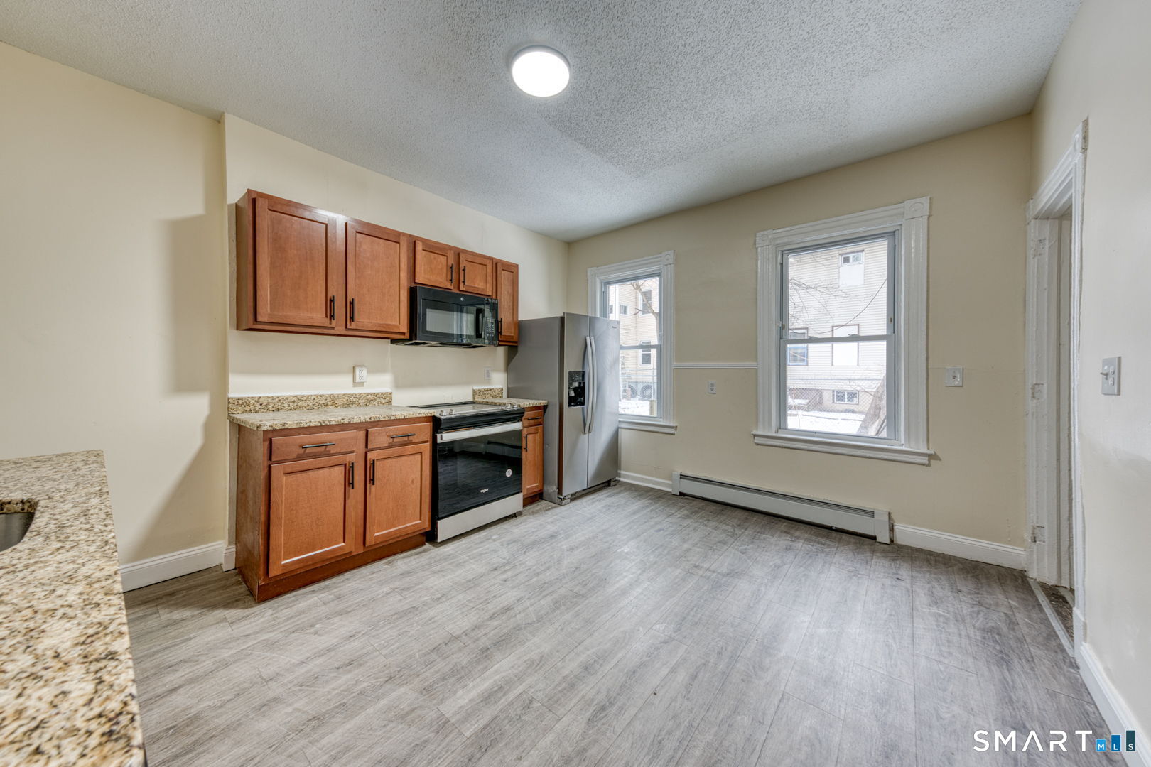 73 Cabot Street Hartford, CT 06112 - Photo 26 of 34 unit 75 Kitvhen