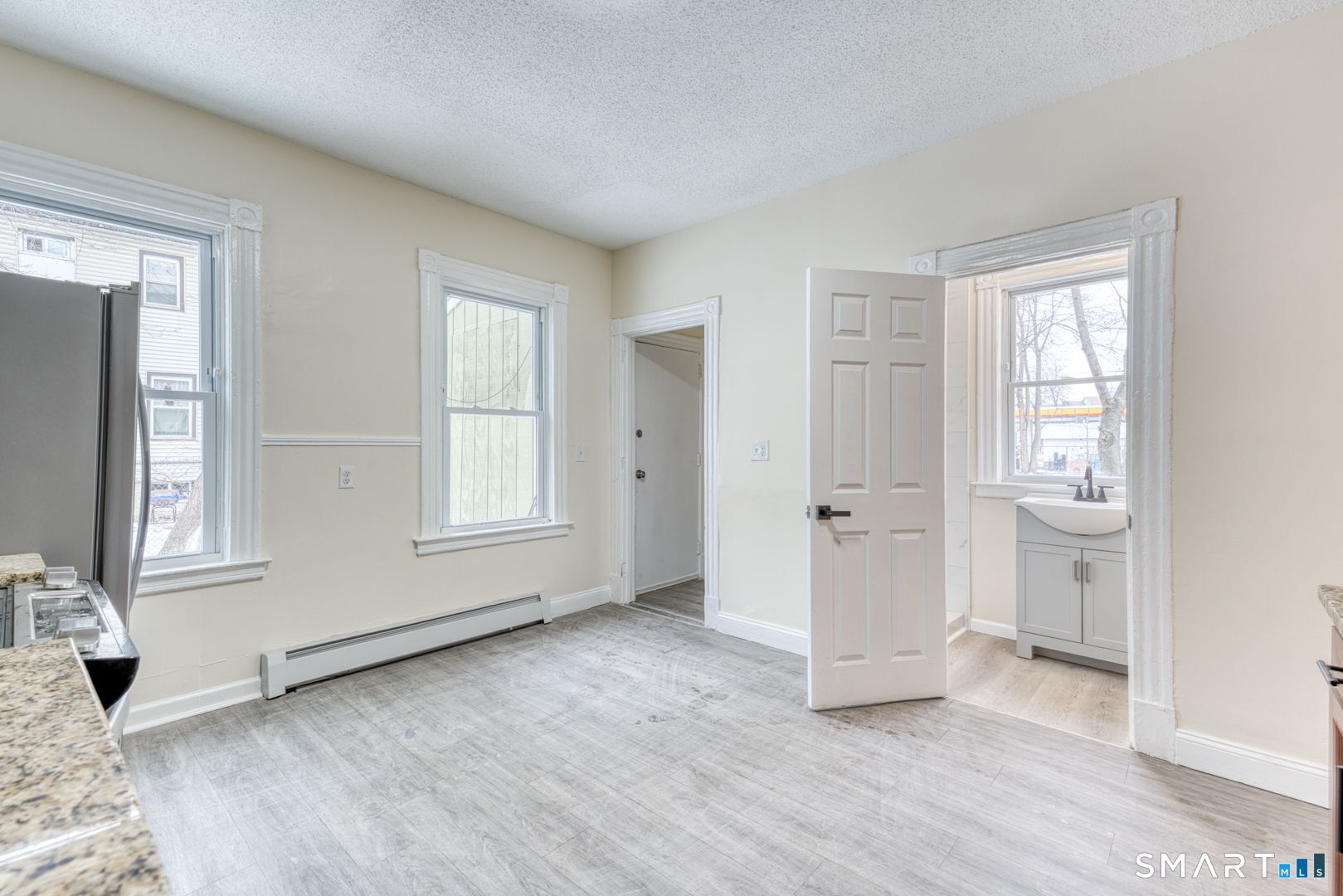 73 Cabot Street Hartford, CT 06112 - Photo 28 of 34