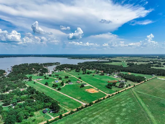 $30,000 | 1 Oakwood Drive, Trinidad, TX 75163