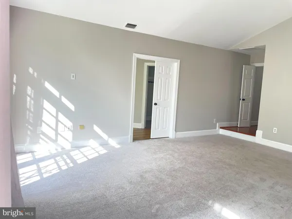 $3,900 | 9440 Flowerden Lane, Manassas, VA 20110