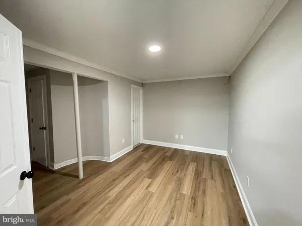 $3,900 | 9440 Flowerden Lane, Manassas, VA 20110