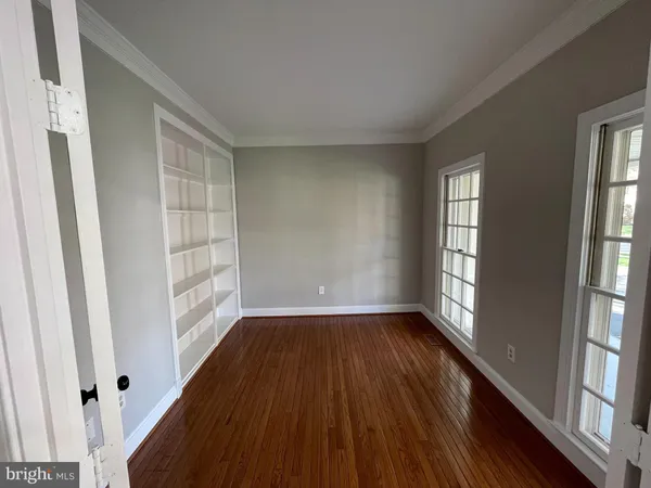 $3,900 | 9440 Flowerden Lane, Manassas, VA 20110