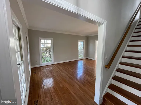 $3,900 | 9440 Flowerden Lane, Manassas, VA 20110