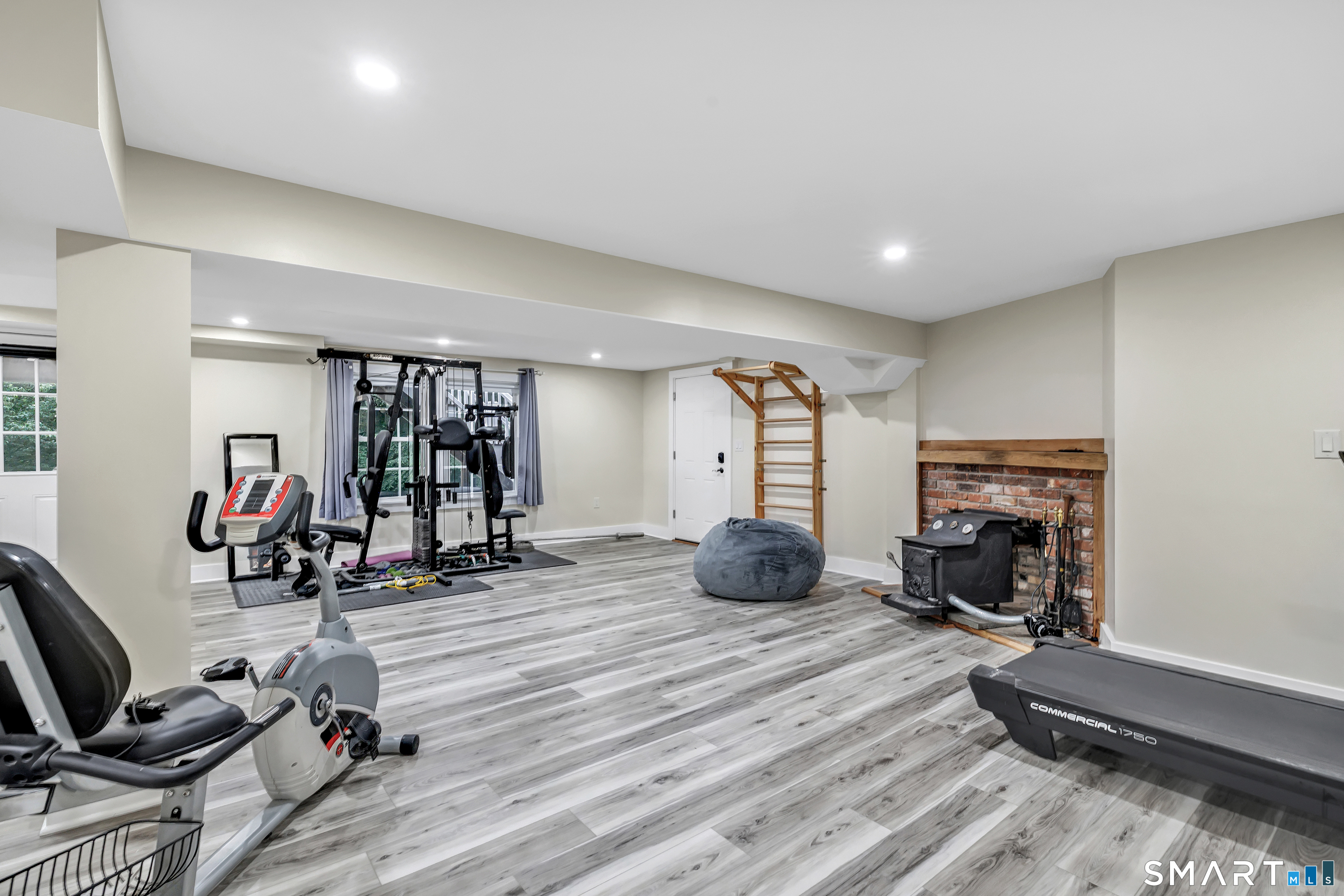 42 Turkey Meadow Road Trumbull, CT 06611 - Photo 31 of 40