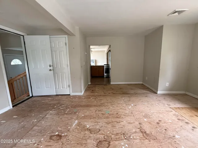 $469,900 | 631 Sydney Avenue, Union Beach, NJ 07735