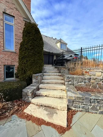 $1,499,000 | 5443 Belmont Court, Libertyville, IL 60048