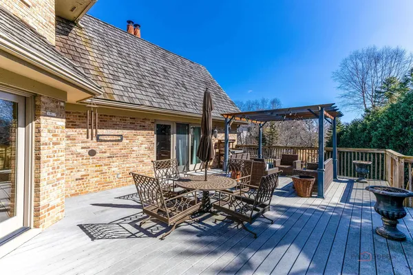 $1,499,000 | 5443 Belmont Court, Libertyville, IL 60048