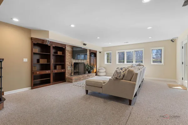 $1,499,000 | 5443 Belmont Court, Libertyville, IL 60048
