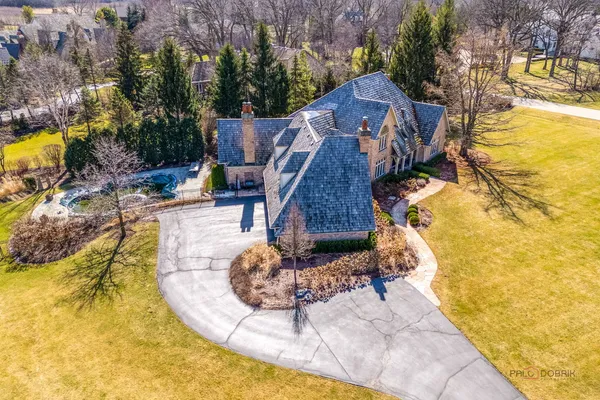 $1,499,000 | 5443 Belmont Court, Libertyville, IL 60048